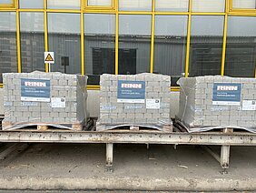 Ressorcen schonen bei Rinn durch recyceltes Verpackungsmaterial.