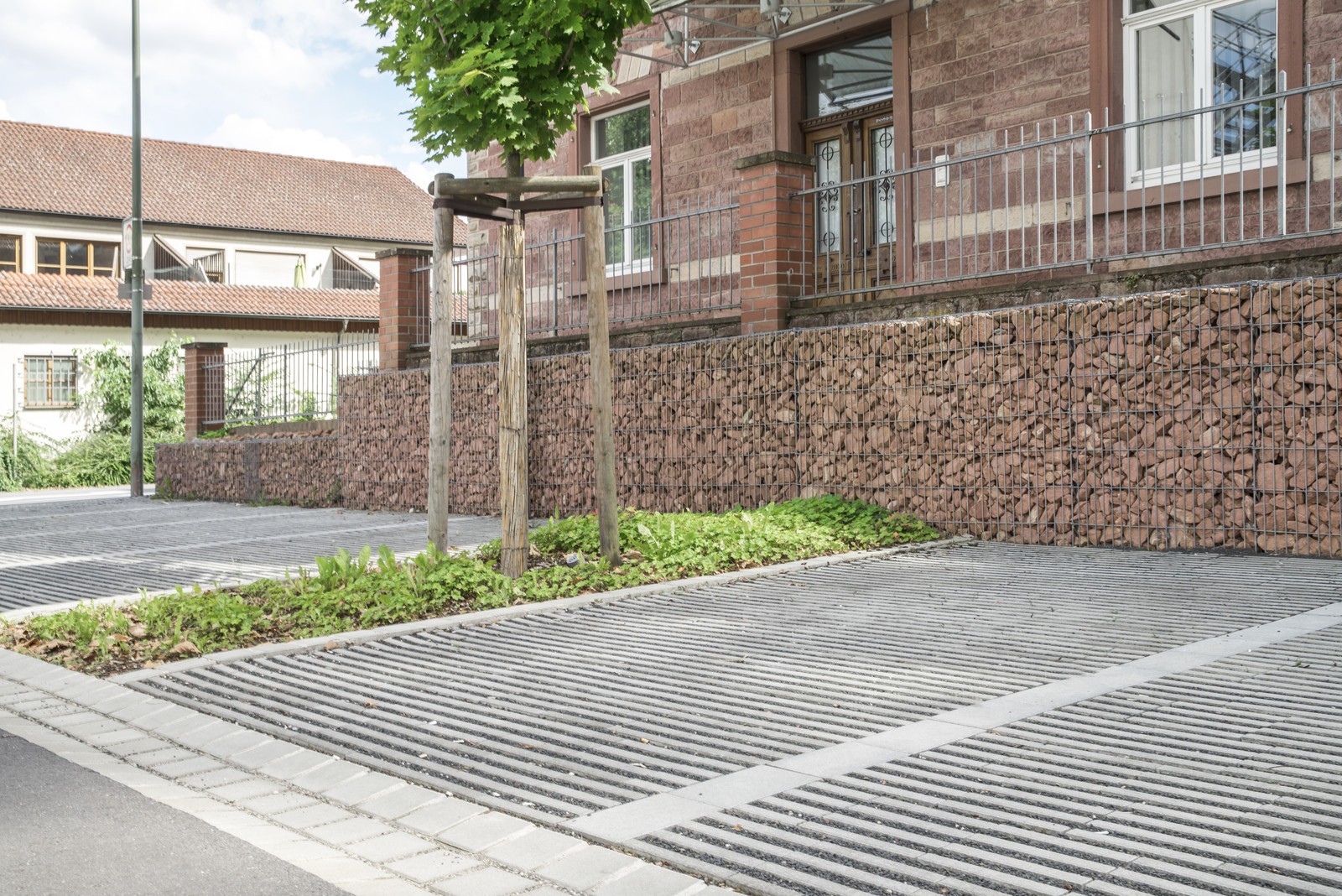 Ökopflaster und Parkplatz Pflaster